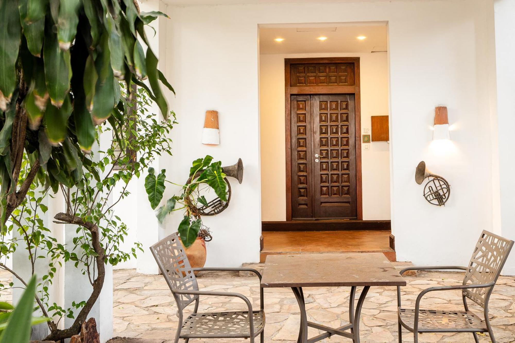 Olma Colonial Suites อักกรา ภายนอก รูปภาพ