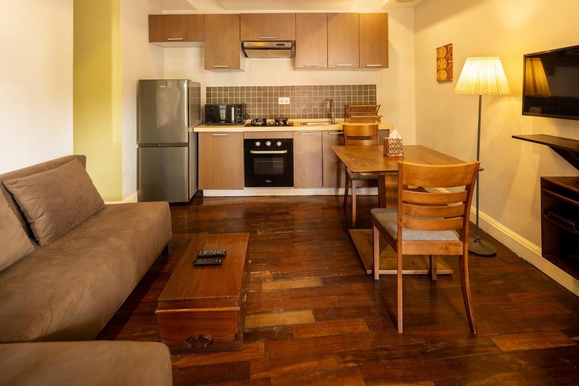 Olma Colonial Suites อักกรา ภายนอก รูปภาพ